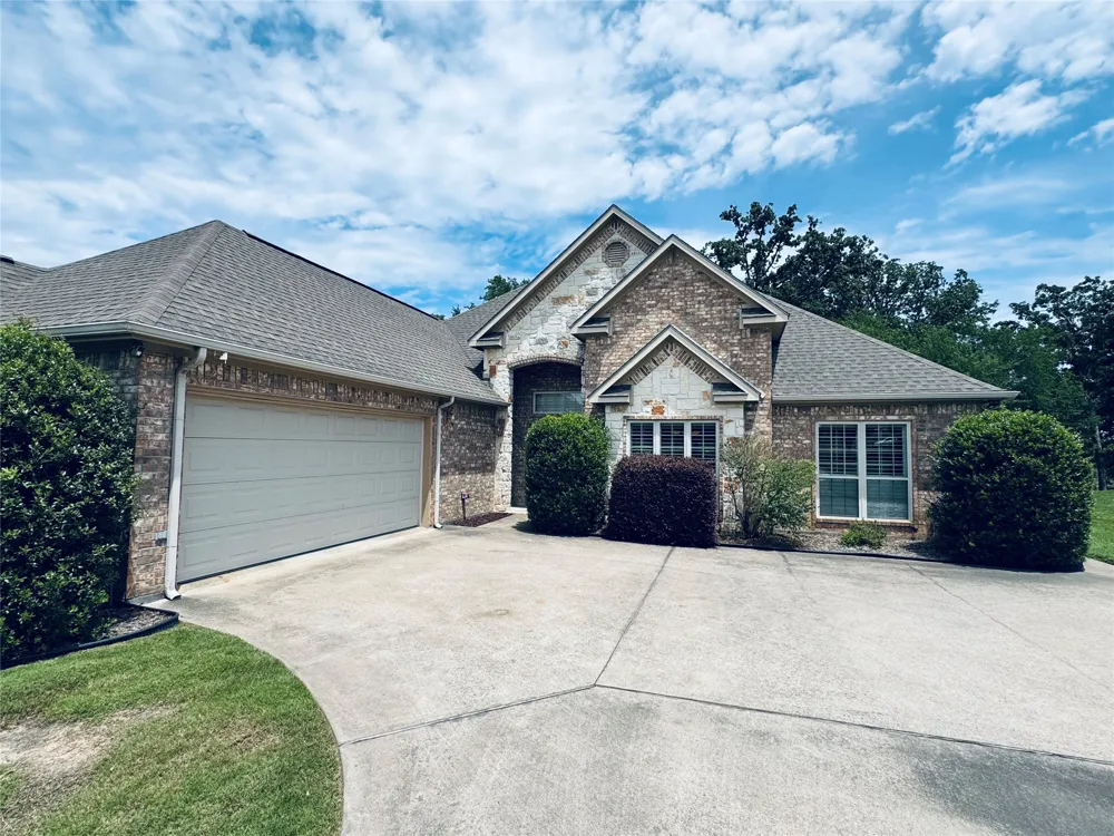 361 Rs County Road 3390 Emory, TX 75440