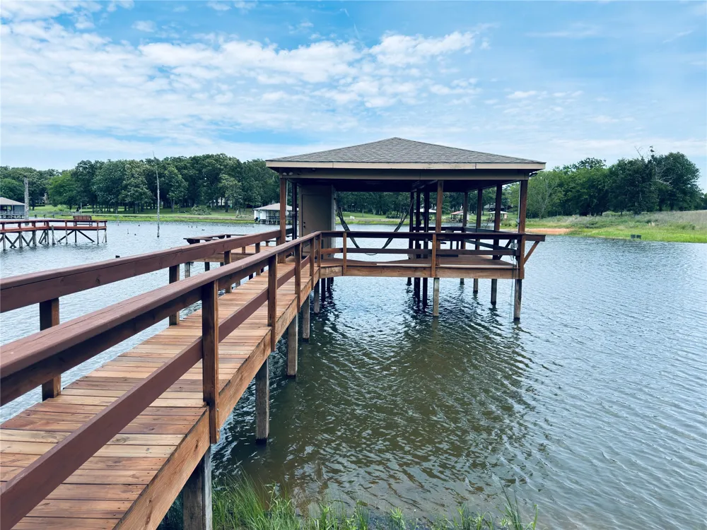 361 Rs County Road 3390 Emory, TX 75440