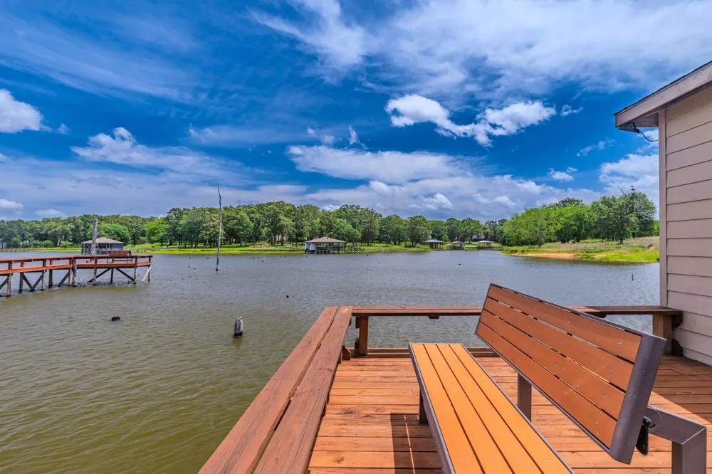 361 Rs County Road 3390 Emory, TX 75440