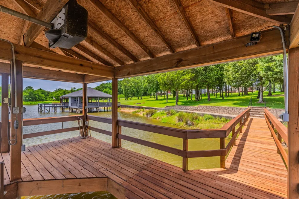361 Rs County Road 3390 Emory, TX 75440