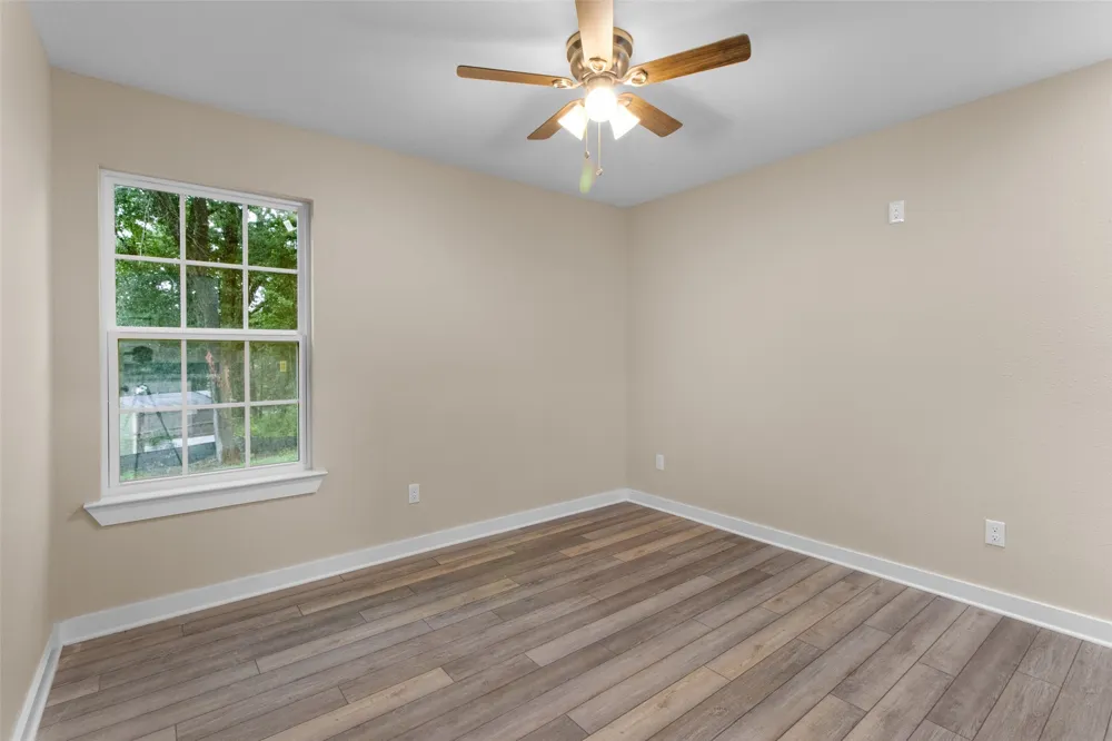 22789 Creekwood Drive Flint, TX 75762