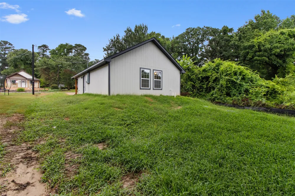 22789 Creekwood Drive Flint, TX 75762