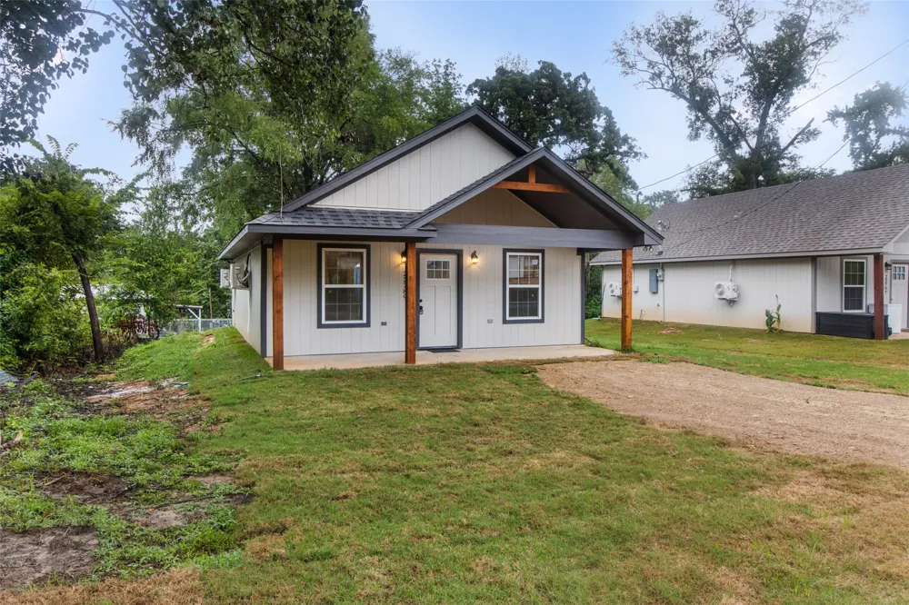 22789 Creekwood Drive Flint, TX 75762