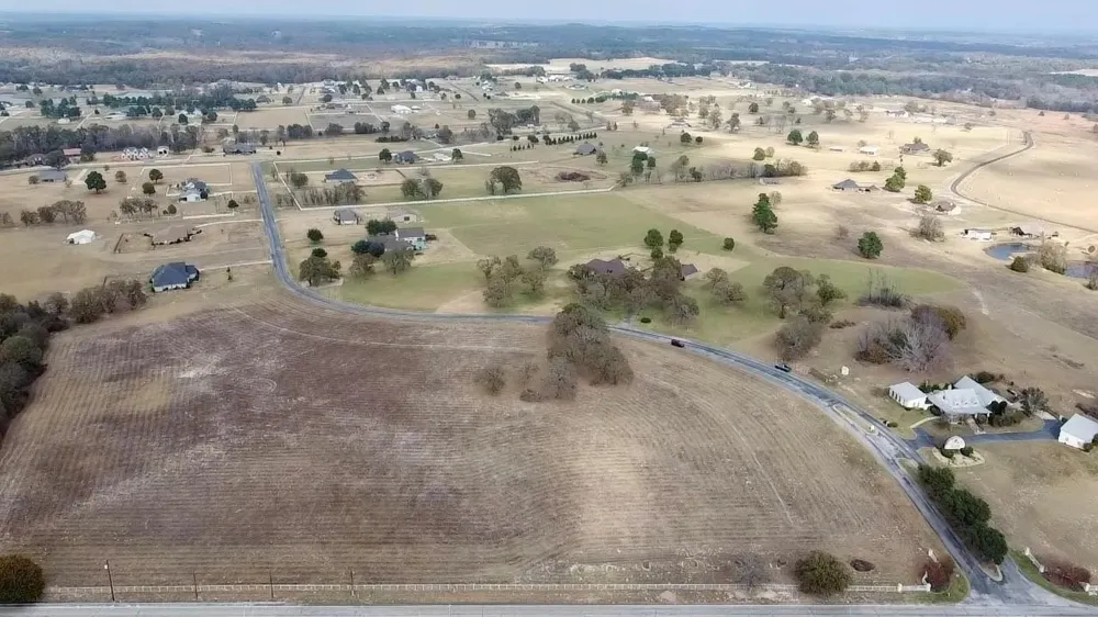 15511 Stallion Lake Boulevard Lindale, TX 75771