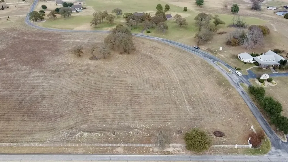 15511 Stallion Lake Boulevard Lindale, TX 75771