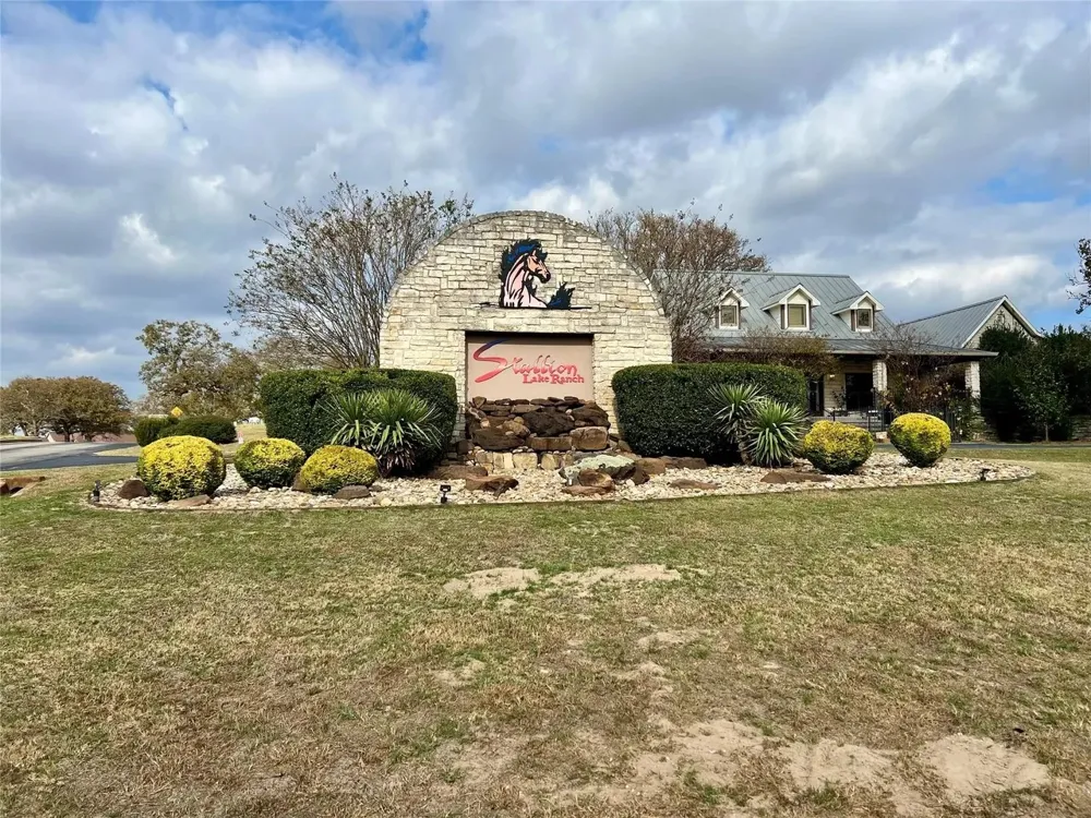15511 Stallion Lake Boulevard Lindale, TX 75771