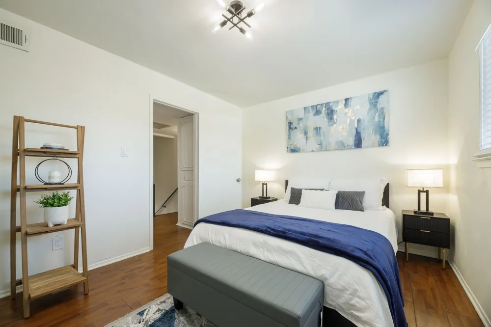 2406 Hollandale Circle Arlington, TX 76010