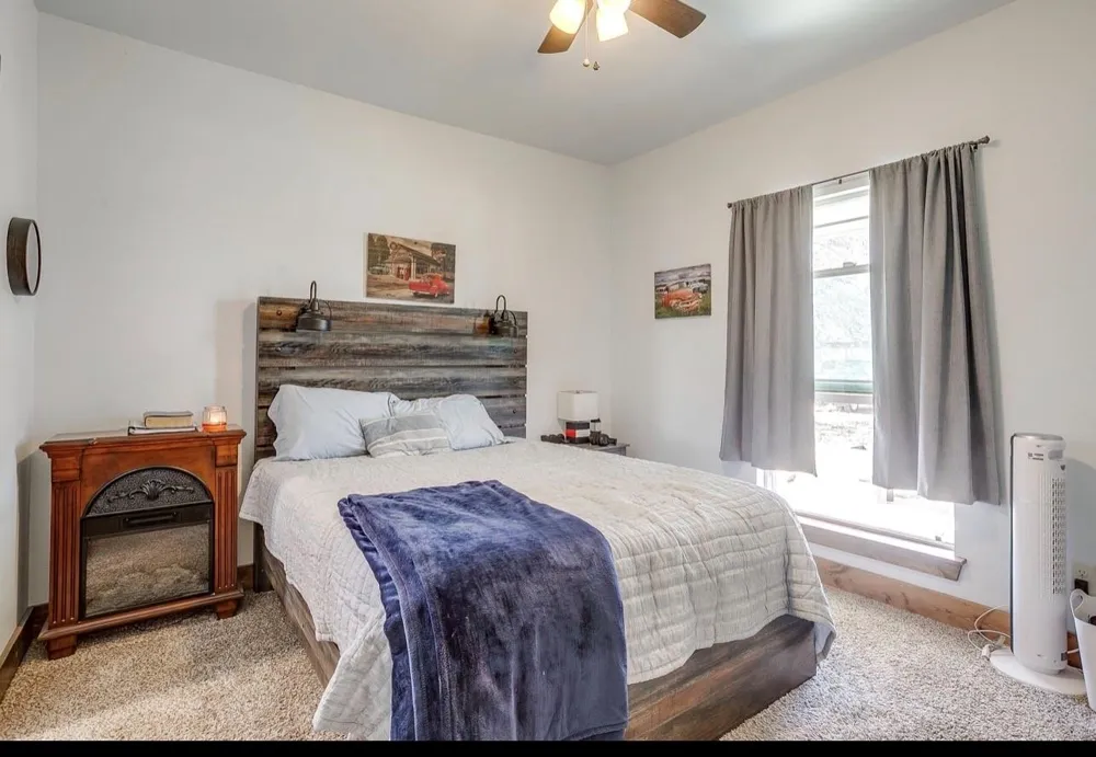Loggins Trail Poolville, TX 76487