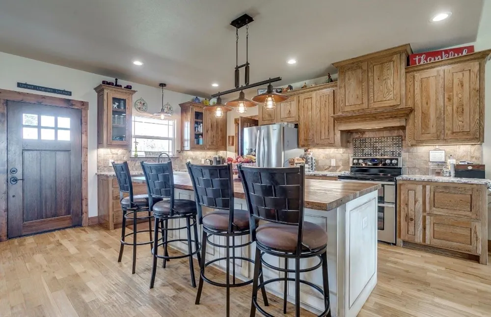Loggins Trail Poolville, TX 76487