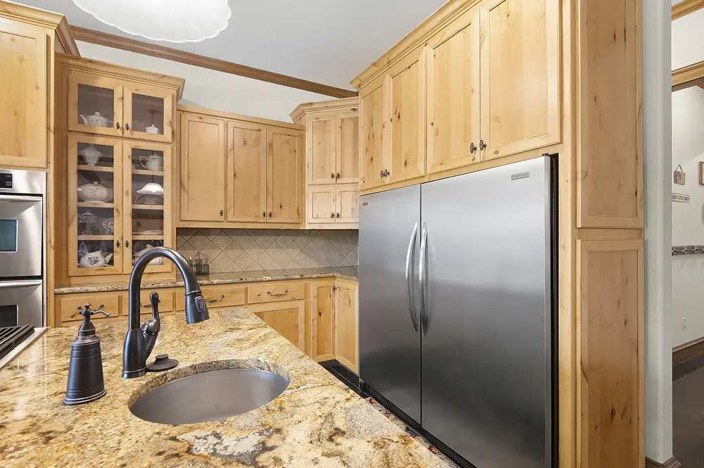 12075 ST HWY 31 Brownsboro, TX 75756