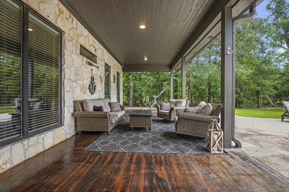 12075 ST HWY 31 Brownsboro, TX 75756