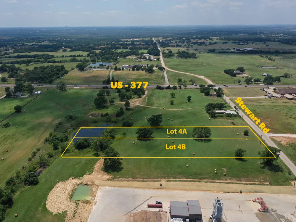 8677 Stewart Rd Aubrey, TX 76227