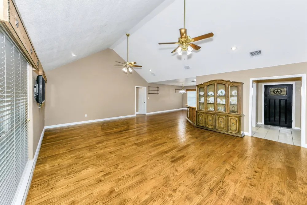 2113 FM 2123 Paradise, TX 76073