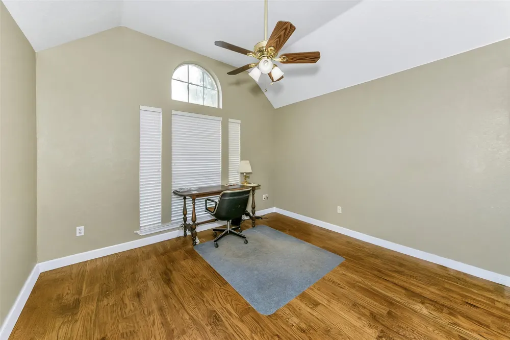 2113 FM 2123 Paradise, TX 76073