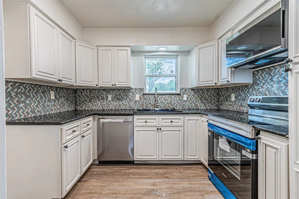 2008 Clubridge Drive Carrollton, TX 75006