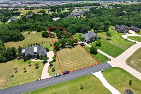 Waterstone Estate Drive