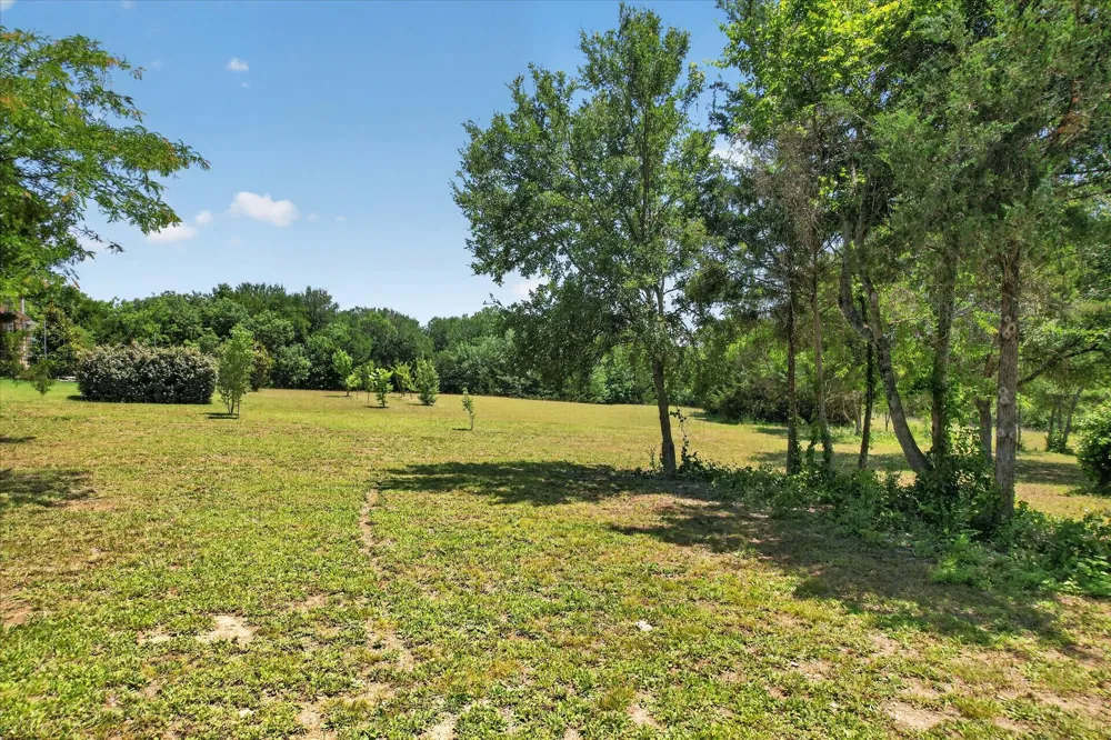 Waterstone Estate Drive McKinney, TX 75071