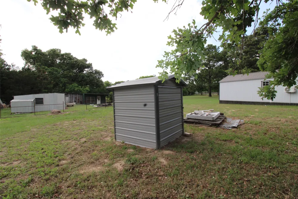 188 Private Road 8703 Ben Wheeler, TX 75754