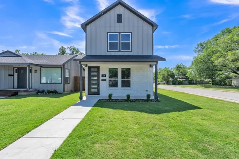 225 Nw 16th Street