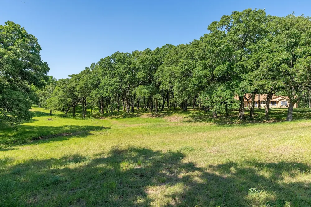 27659 US Highway 377 Gordonville, TX 76245