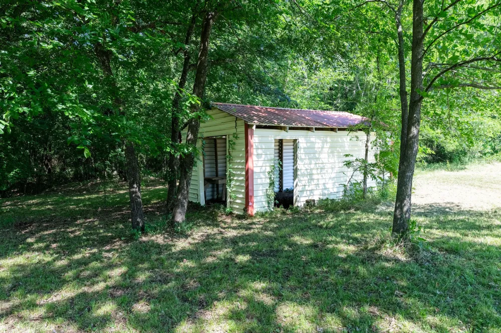 27659 US Highway 377 Gordonville, TX 76245