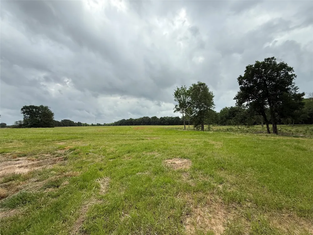 200 Livingston Street Edgewood, TX 75117