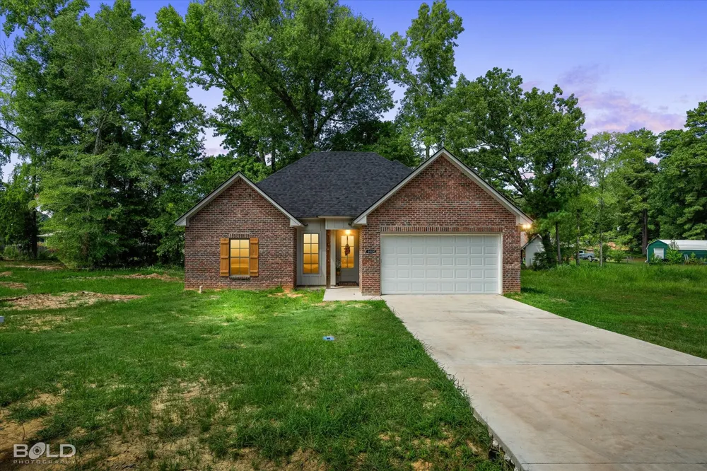 6904 Grigg Lane Greenwood, LA 71033