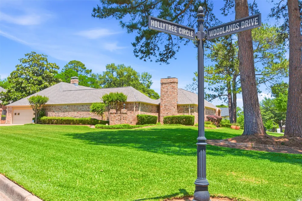 7000 Hollytree Circle Tyler, TX 75703