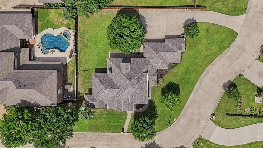 201 Hillside Lane Lindsay, TX 76250