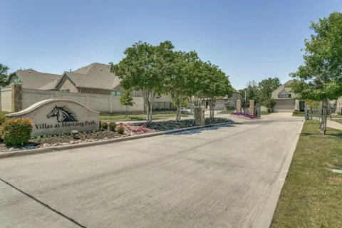 7906 Gulfstream Lane