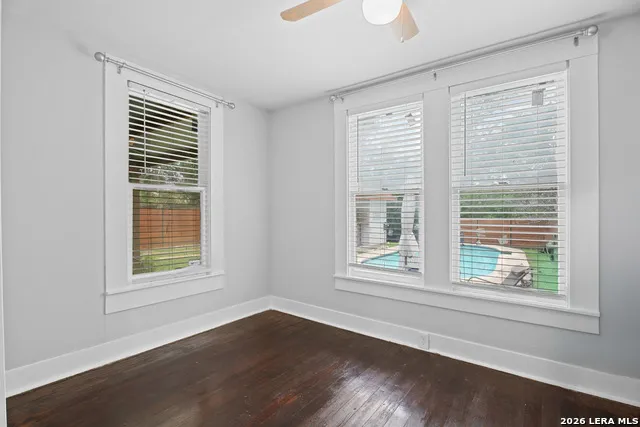 616 W Agarita San Antonio, TX 78212