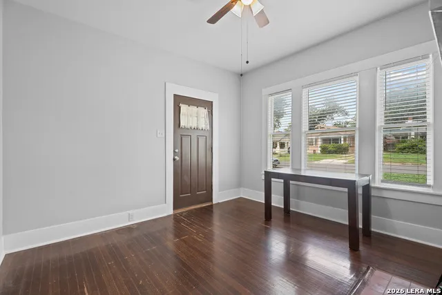 616 W Agarita San Antonio, TX 78212