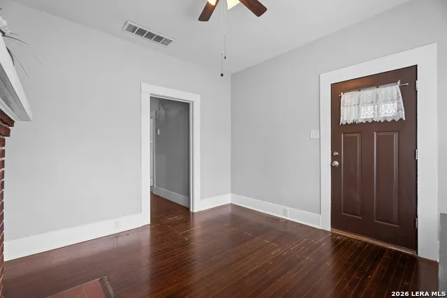 616 W Agarita San Antonio, TX 78212