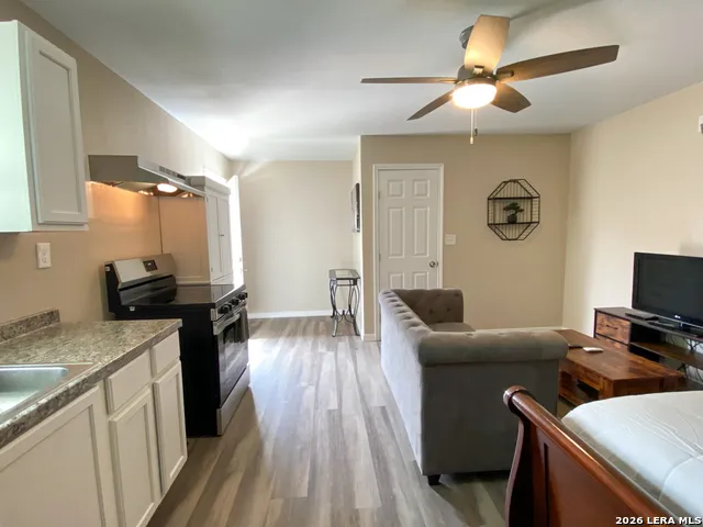 107 W JEWELL ST Unit BLDG B San Antonio, TX 78226