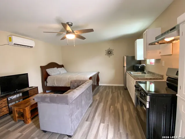 107 W JEWELL ST Unit BLDG B San Antonio, TX 78226