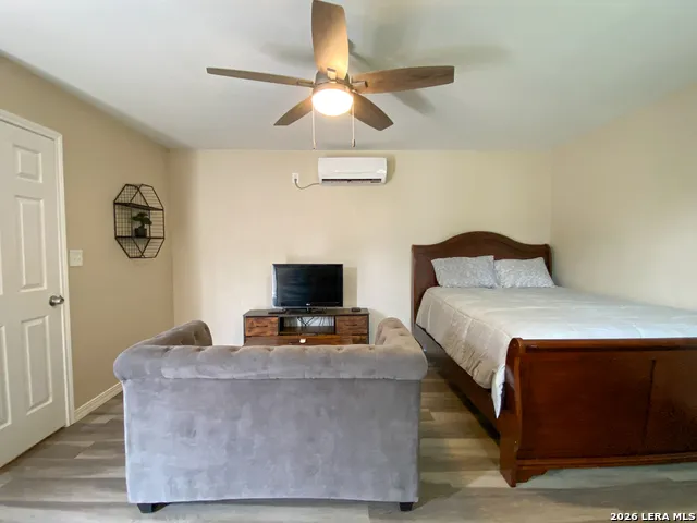 107 W JEWELL ST Unit BLDG B San Antonio, TX 78226