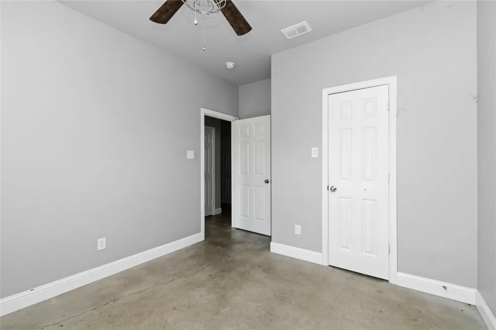 300 Pine Street Forney, TX 75126
