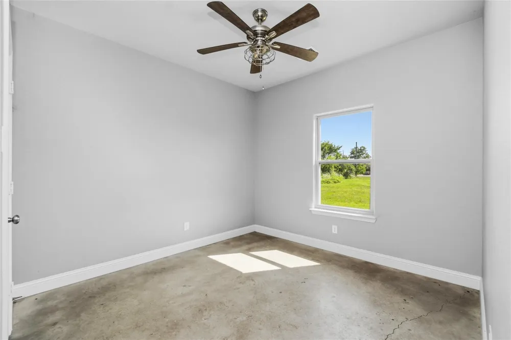 300 Pine Street Forney, TX 75126