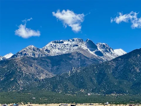 385 Kit Carson Trail