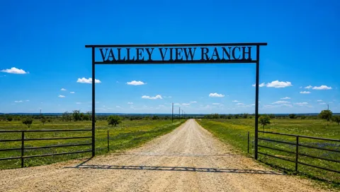 24 Private Road