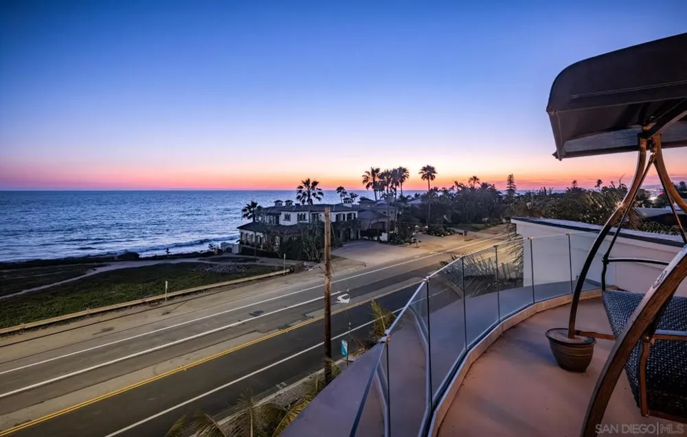 5390 Carlsbad Boulevard Carlsbad, CA 92008