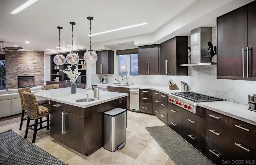 5390 Carlsbad Boulevard Carlsbad, CA 92008