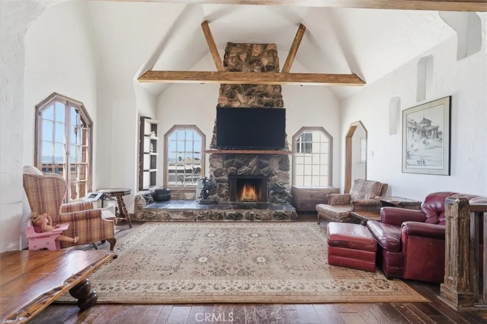 4308 Crest Drive Manhattan Beach, CA 90266
