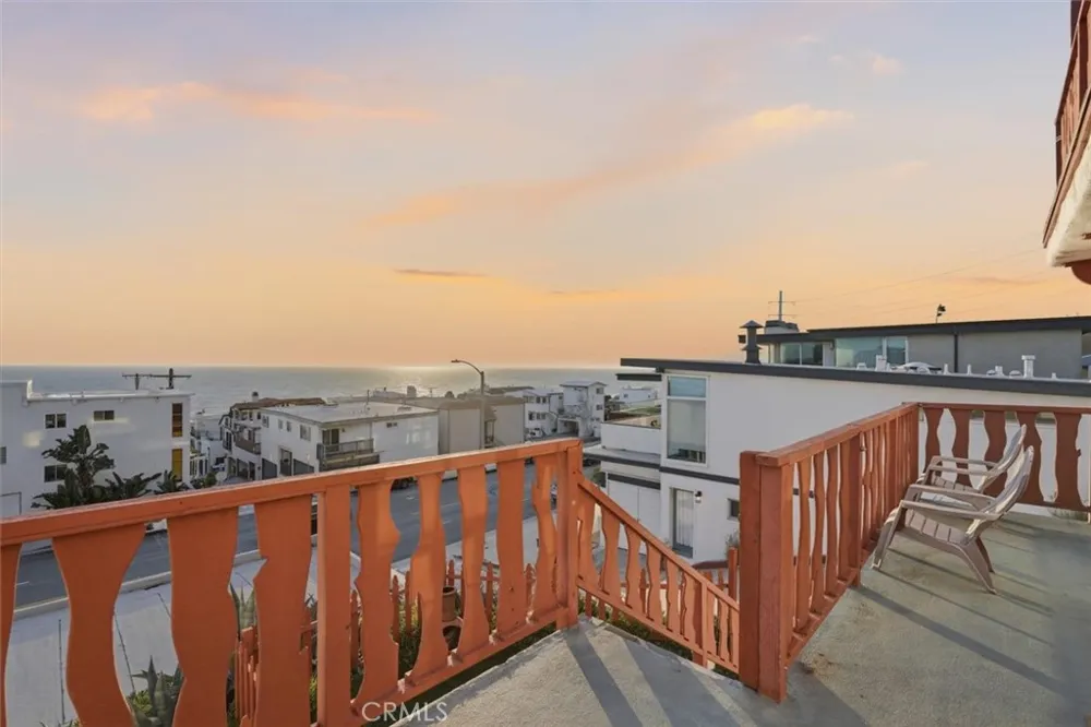 4308 Crest Drive Manhattan Beach, CA 90266