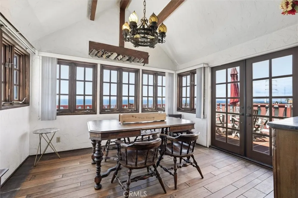 4308 Crest Drive Manhattan Beach, CA 90266