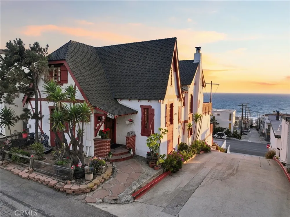 4308 Crest Drive Manhattan Beach, CA 90266