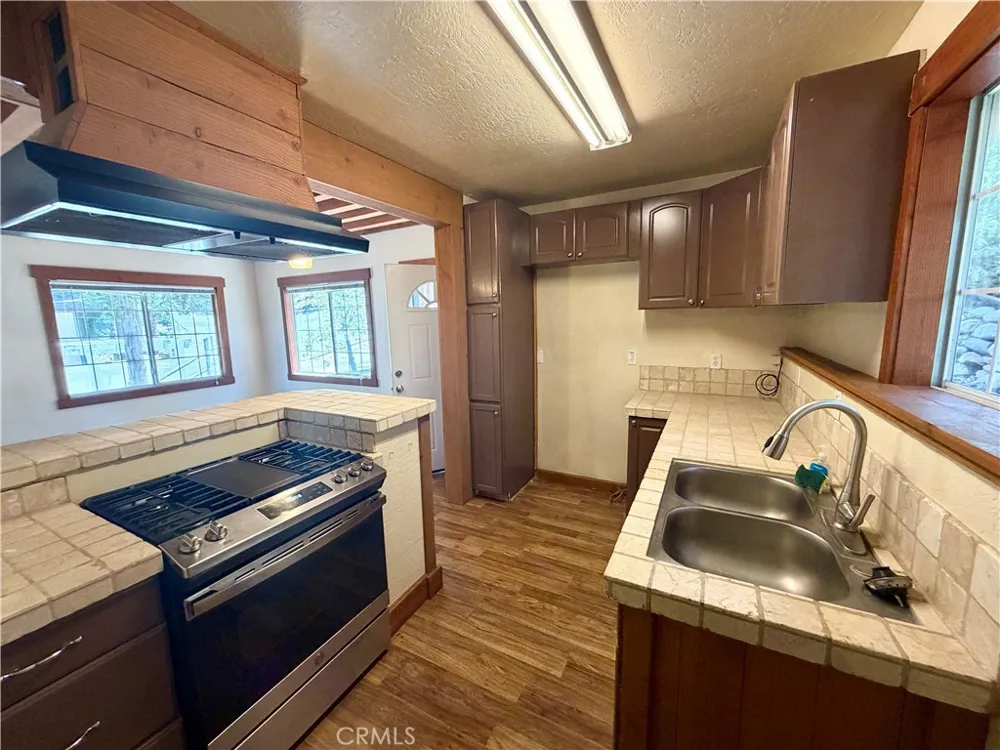 590 Rose Twin Peaks, CA 92391