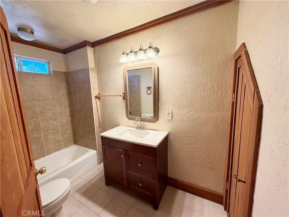 590 Rose Twin Peaks, CA 92391
