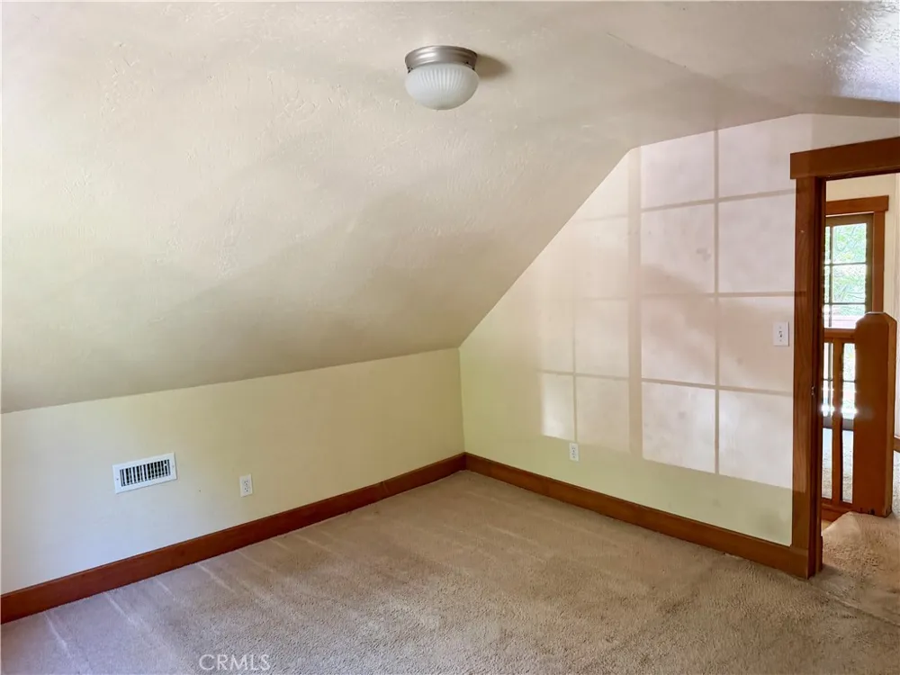 590 Rose Twin Peaks, CA 92391