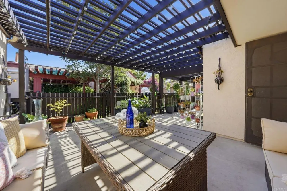 2553 Granada Circle Spring Valley, CA 91977